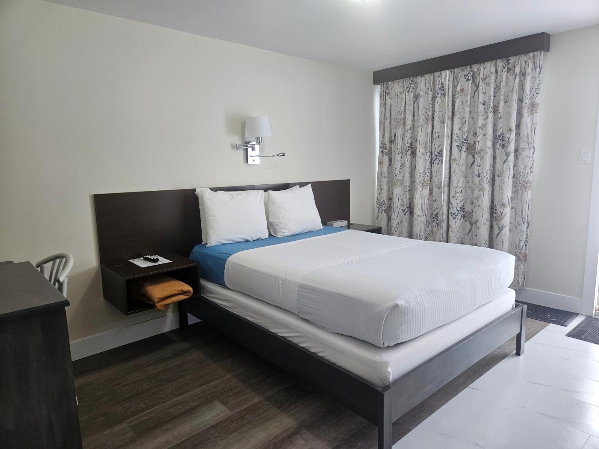 Leelas Villa Inn Flesherton מראה חיצוני תמונה