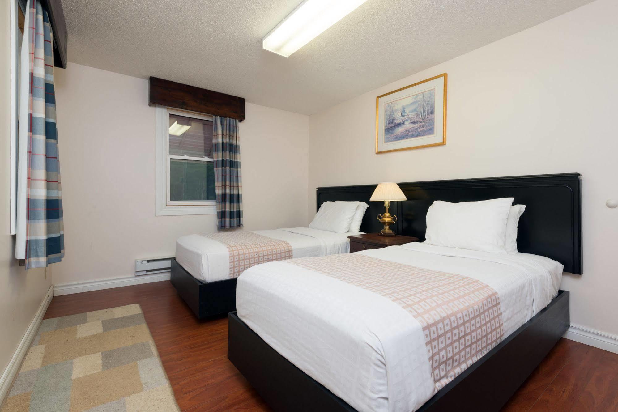 Leelas Villa Inn Flesherton מראה חיצוני תמונה